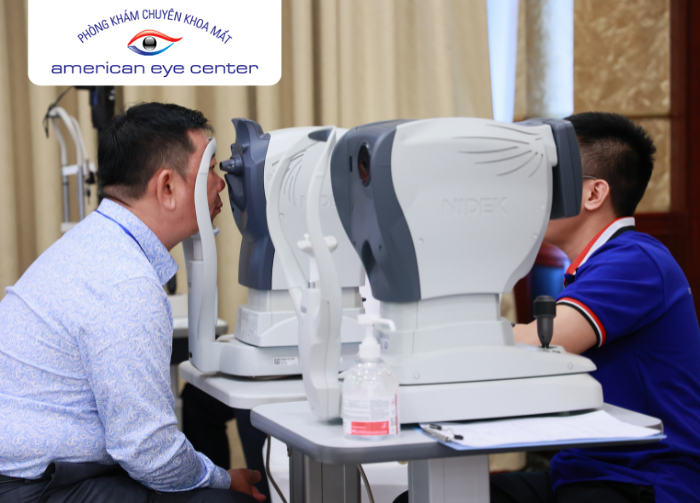  Khám thị lực miễn phí do đội ngũ bác sĩ của American Eye Center thực hiện