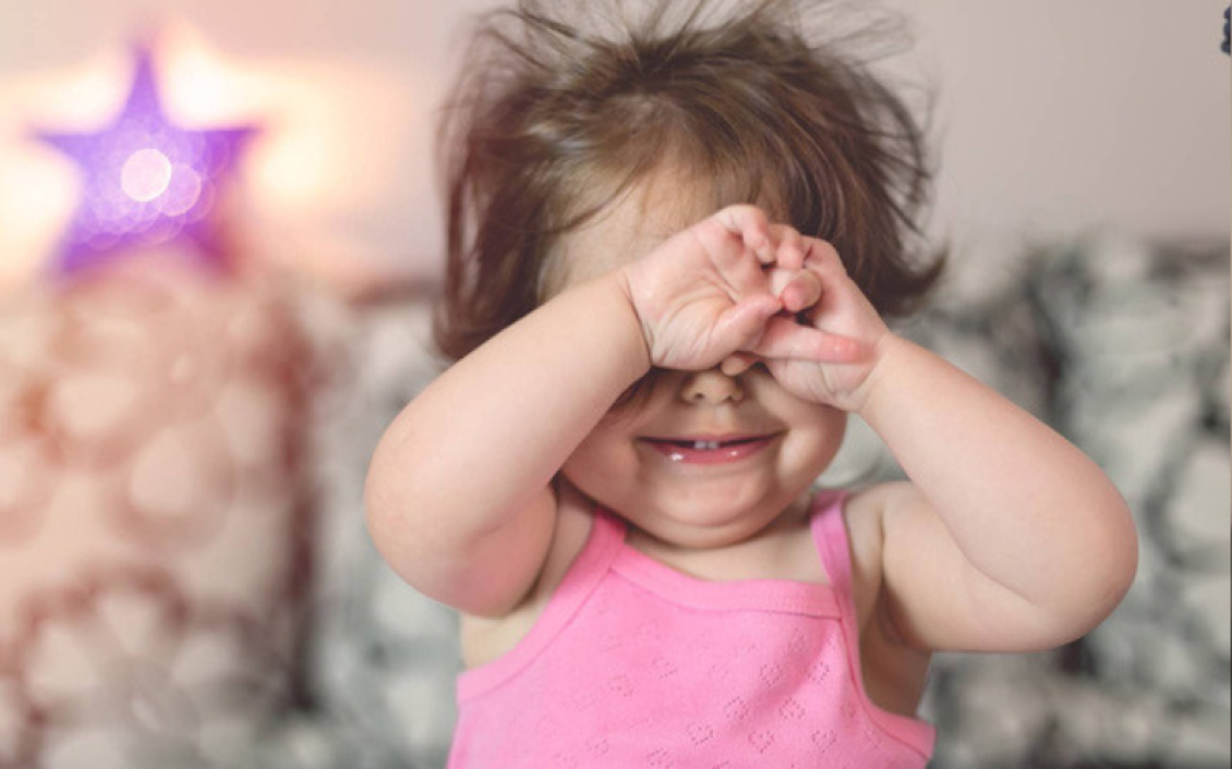 Nhấn vào ảnh để phóng to hạn chế việc dụi mắt